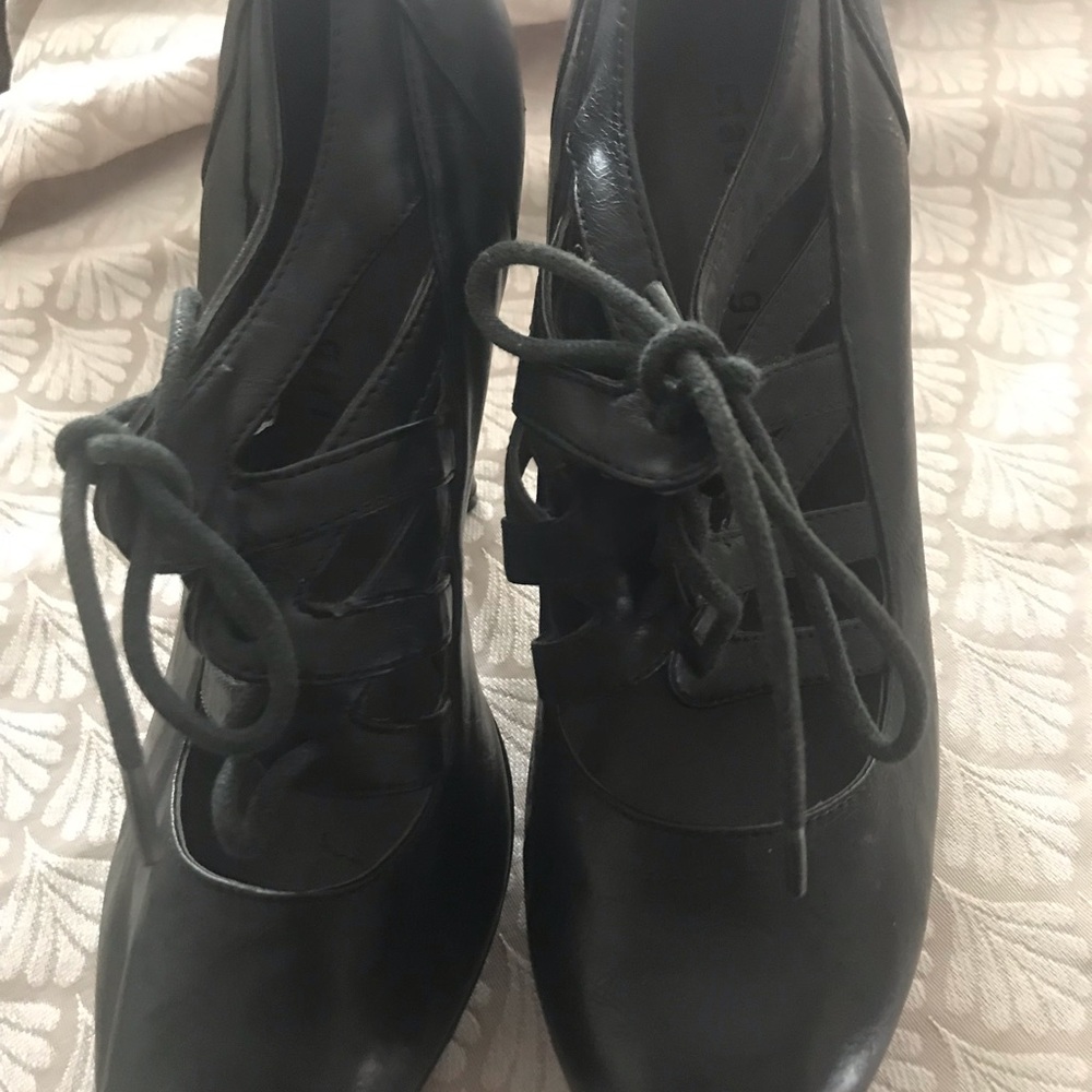 Madden Girl Black Lace Up Heels